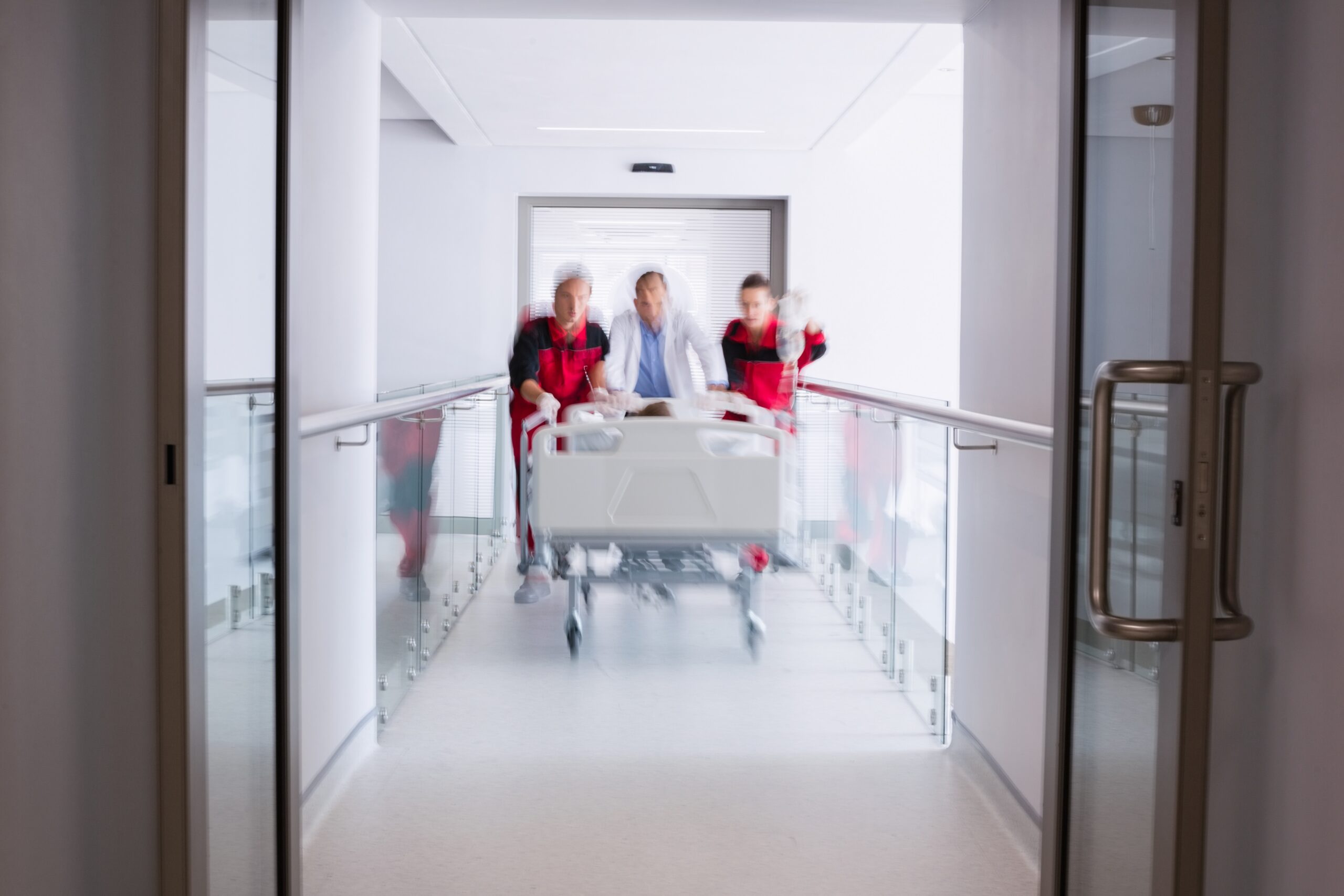 Peut-on être rapatrié pour une simple fracture ?